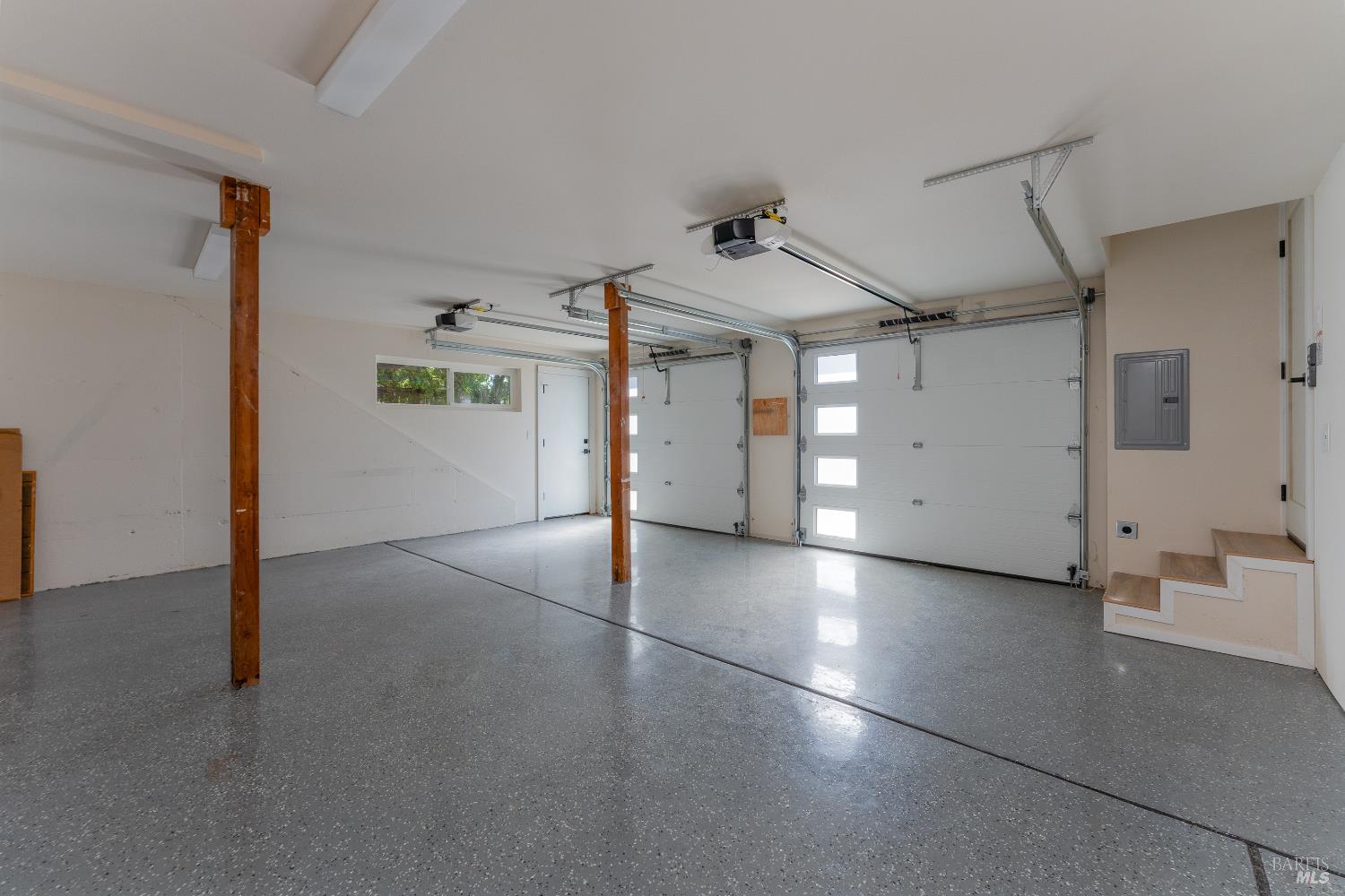 788 Walnut Avenue Ukiah, CA 95482 - Photo 31 of 36 a view of a livingroom with an empty space
