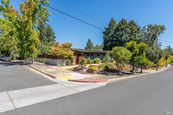 $850,000 | 788 Walnut Avenue, Ukiah, CA 95482