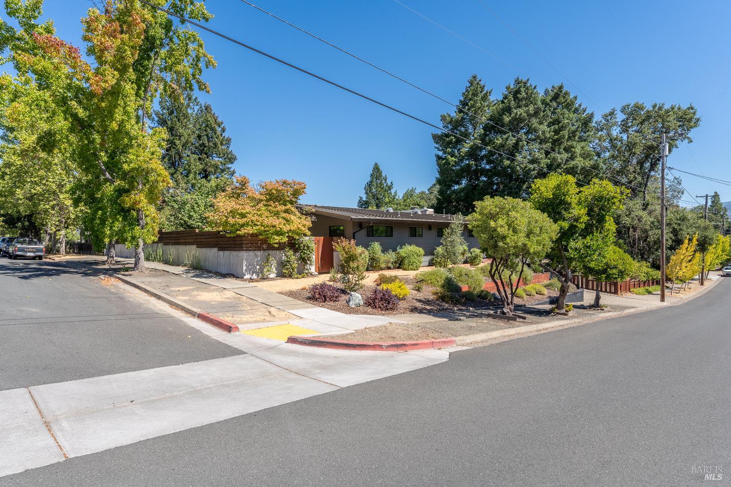 788 Walnut Avenue Ukiah, CA 95482 - Photo 4 of 36 a view of a street with fire pit