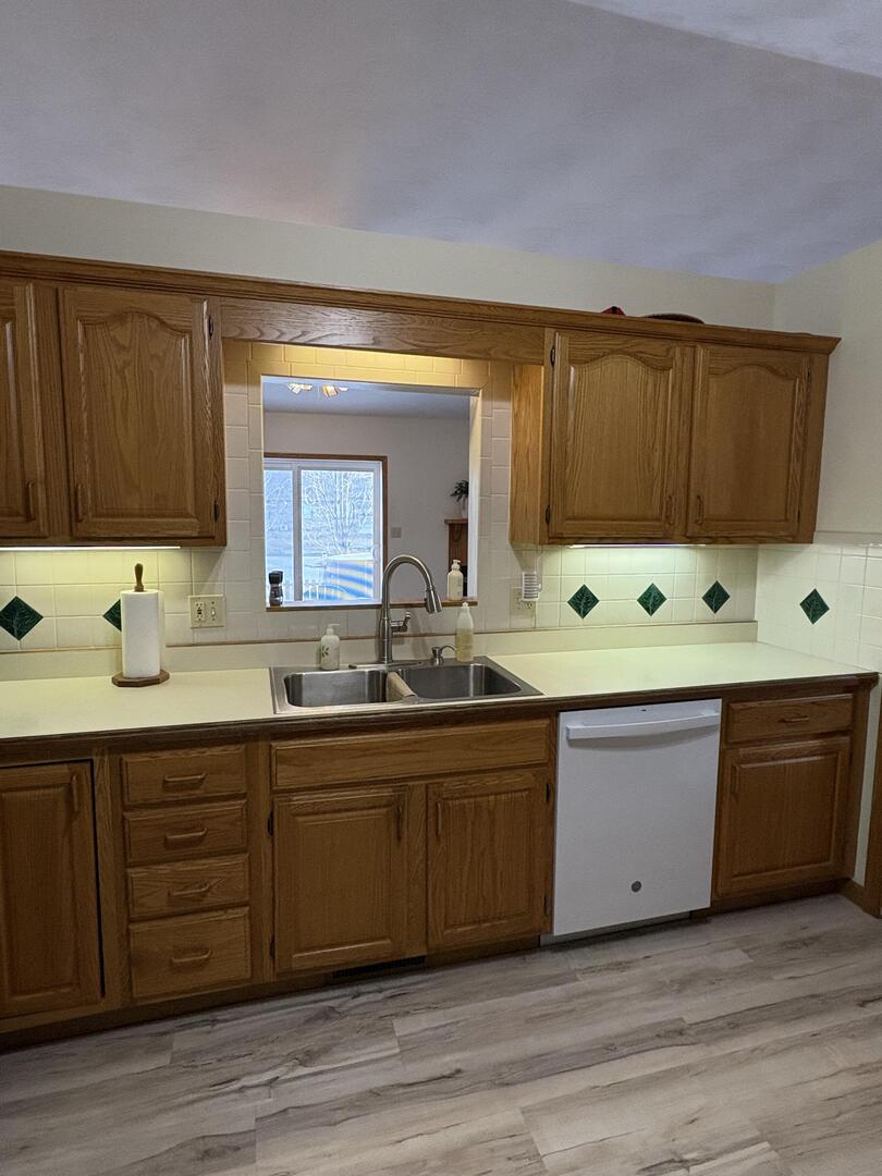 1914 Sun Mill Court Springfield, IL 62704 - Photo 11 of 39