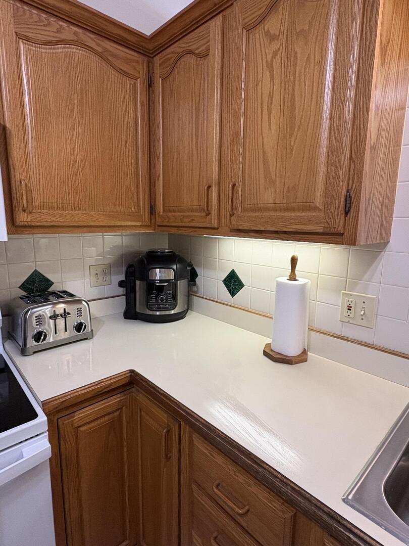 1914 Sun Mill Court Springfield, IL 62704 - Photo 15 of 39