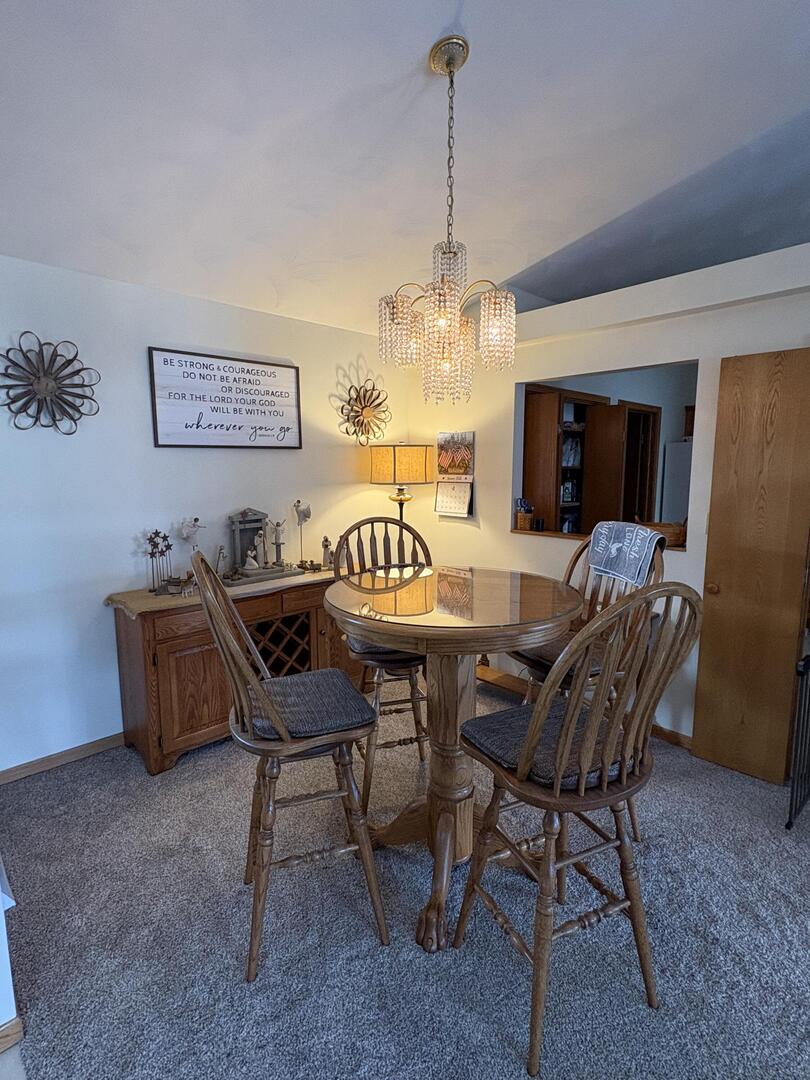 1914 Sun Mill Court Springfield, IL 62704 - Photo 5 of 39