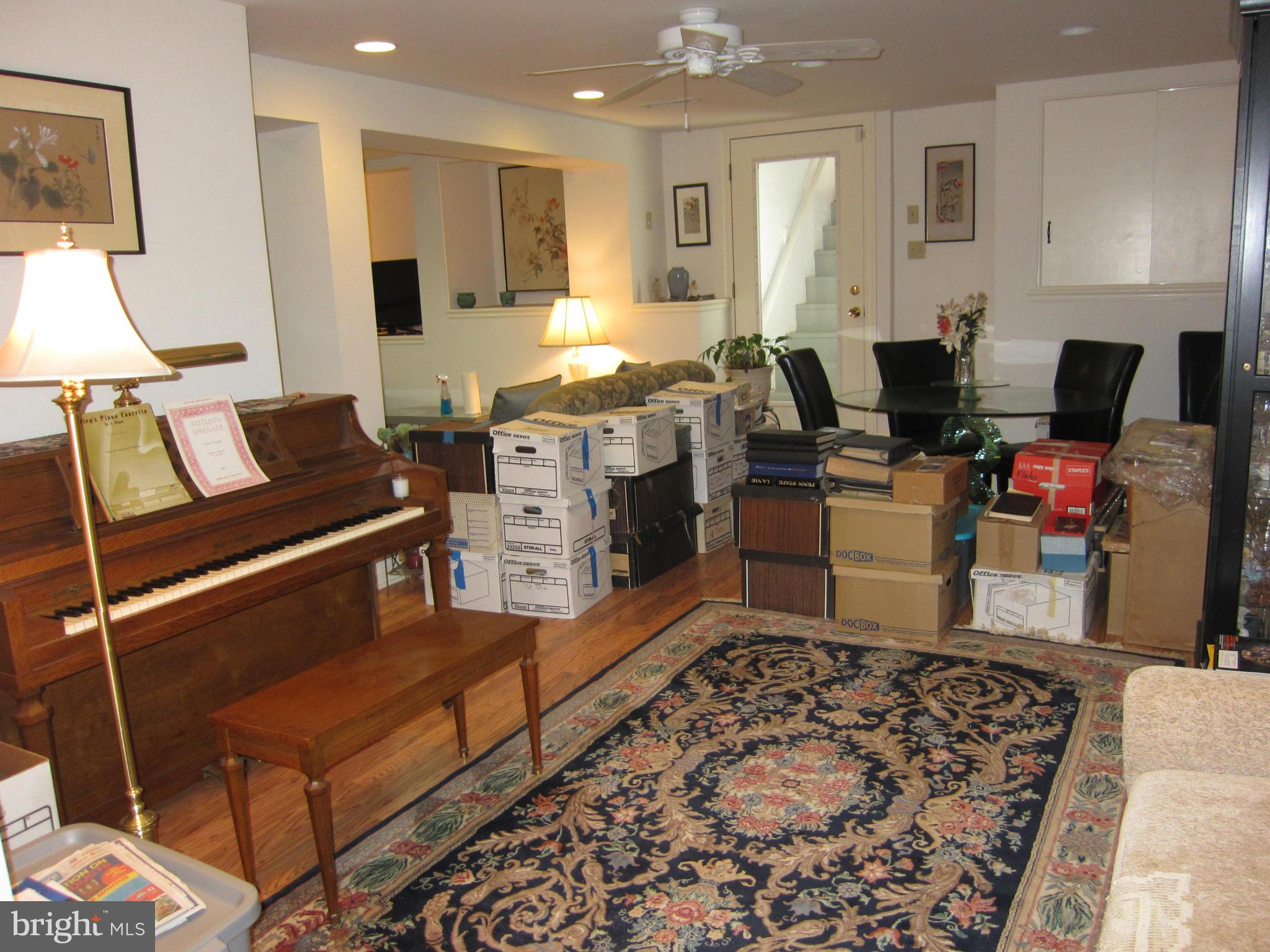 15212 Winstead Lane Silver Spring, MD 20905 - Photo 22 of 30 Lower level sitting area