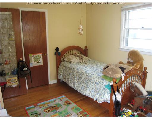 1205 Carney Road Charleston, WV 25314 - Photo 12 of 13 Main Level Bedroom.