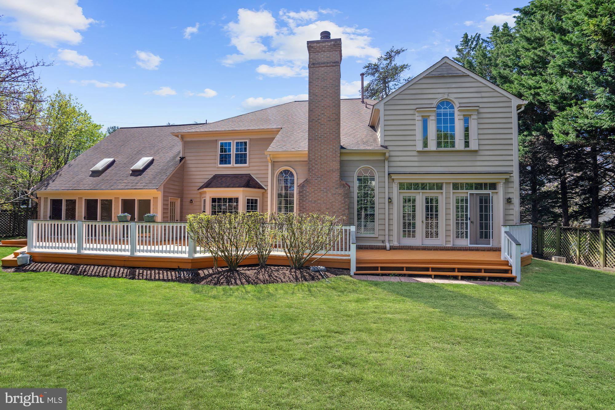 8913 Bells Mill Road Potomac, MD 20854 - Photo 47 of 48 Back Exterior View