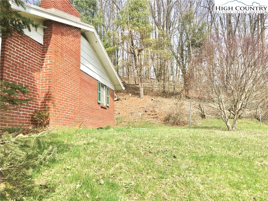 206 Clyde Townsend Road Boone, NC 28607 - Photo 12 of 30 Gallery Image 12