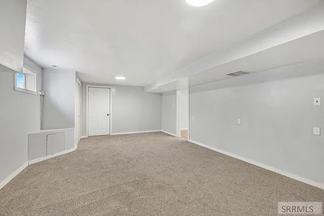 $375,000 | 825 East 700 North, Shelley, ID 83274