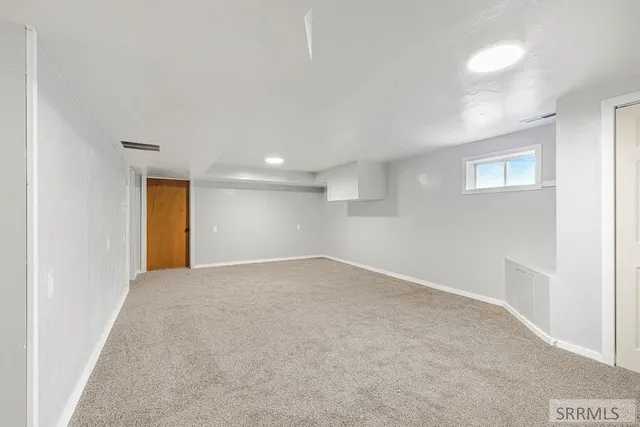 $375,000 | 825 East 700 North, Shelley, ID 83274