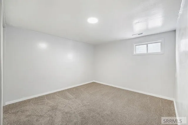 $375,000 | 825 East 700 North, Shelley, ID 83274