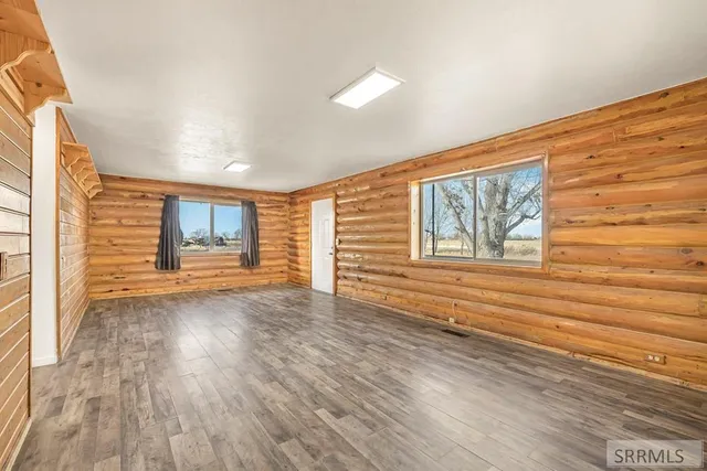 $375,000 | 825 East 700 North, Shelley, ID 83274