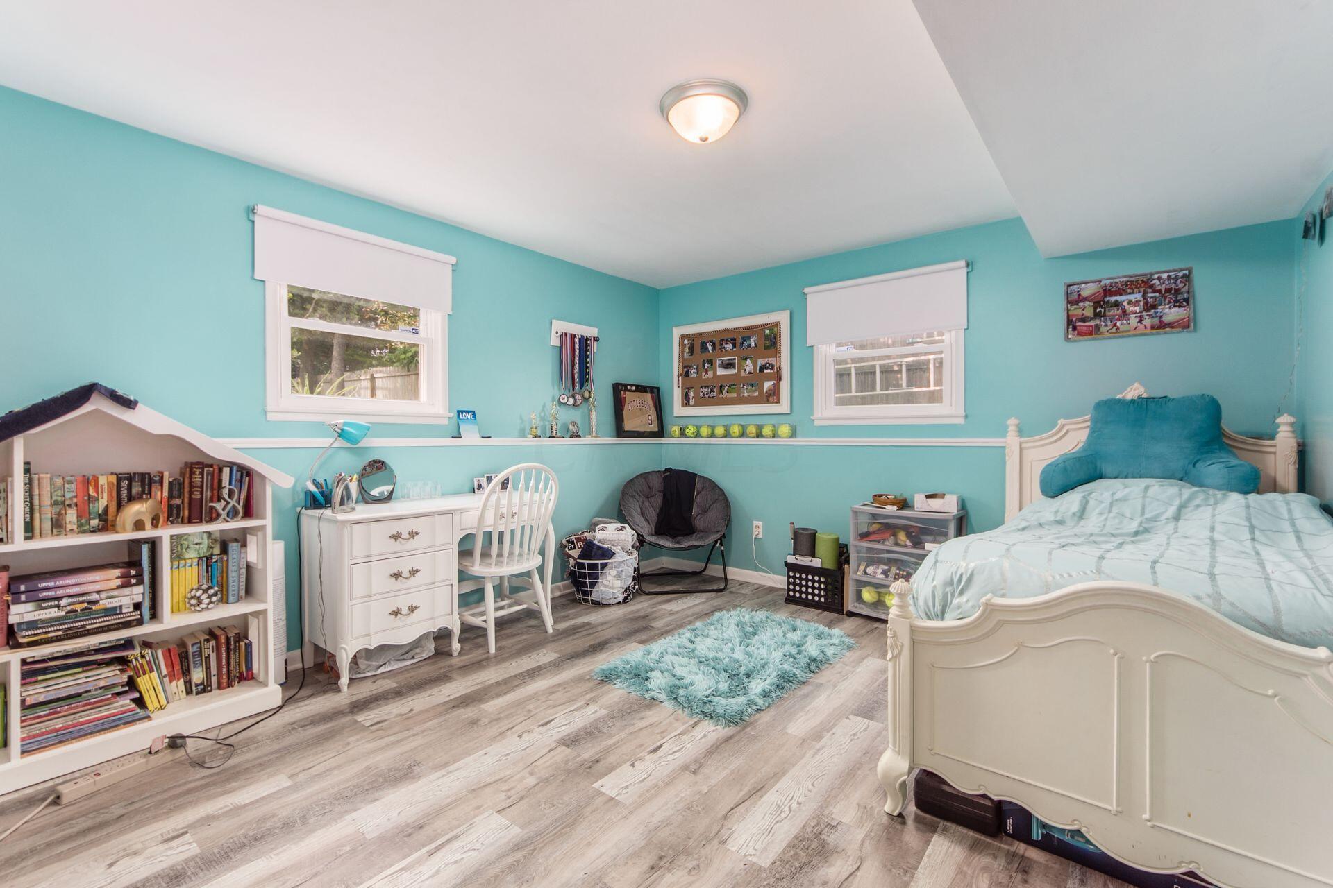 1527 Fishinger Road Columbus, OH 43221 - Photo 15 of 27 021_41cc_M 1527 Fischinger047