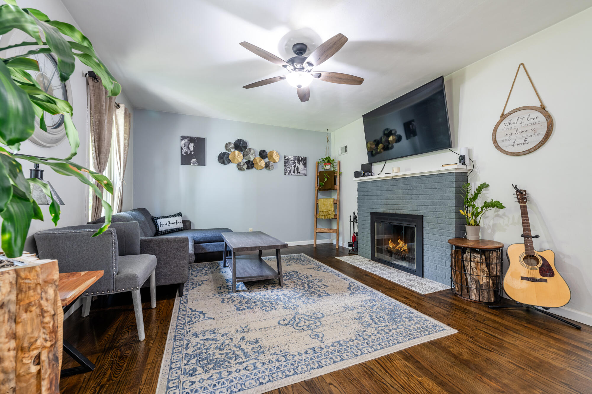 612 Montezuma Road Benton Harbor, MI 49022 - Photo 5 of 22 Montezuma-105