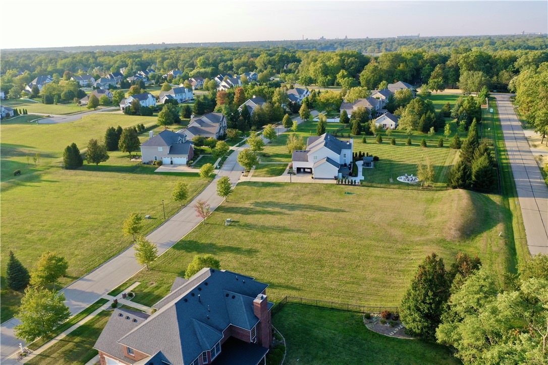 2630 Lake Reunion Parkway Decatur, IL 62521 - Photo 2 of 5 a view of a city