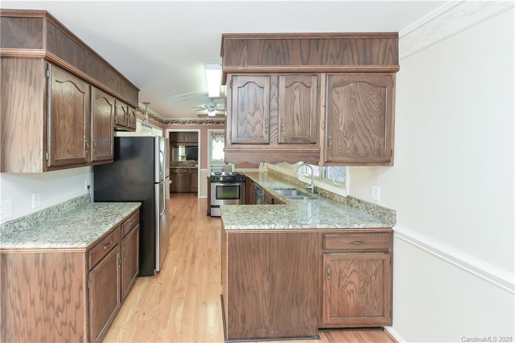 413 Canvasback Road Mooresville, NC 28117 - Photo 22 of 36 Gallery Image 22
