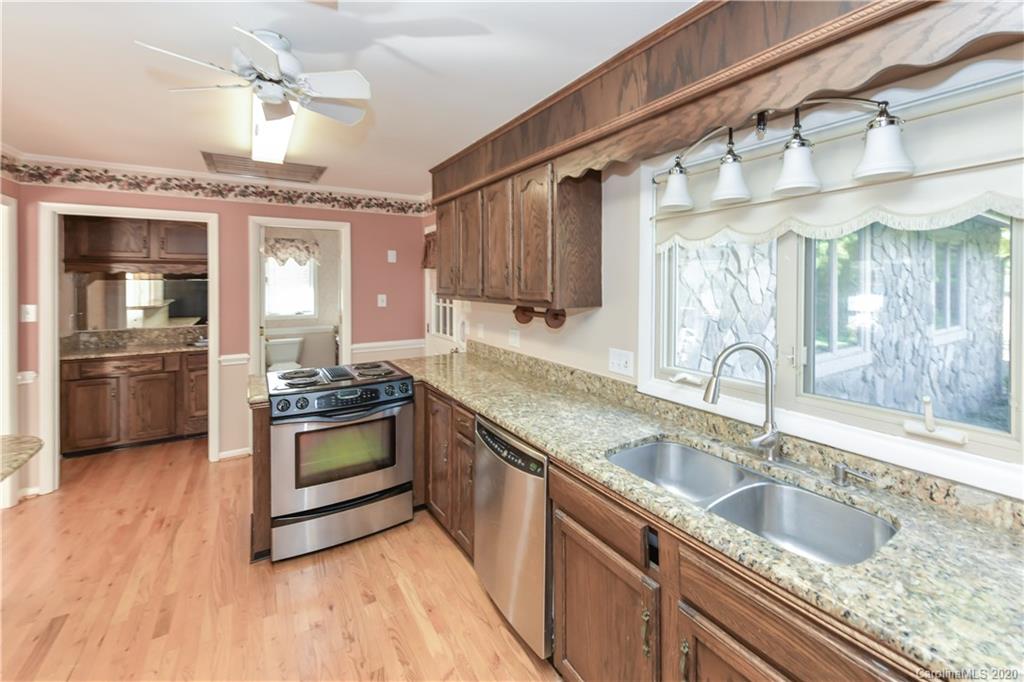 413 Canvasback Road Mooresville, NC 28117 - Photo 23 of 36 Gallery Image 23