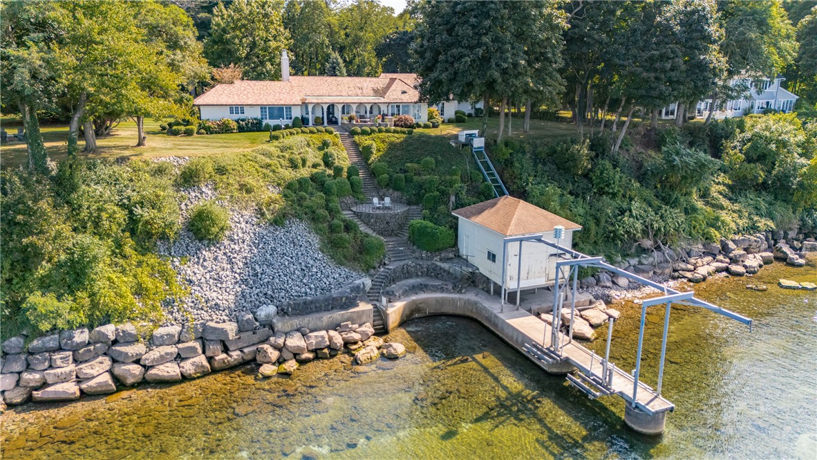 950 Lake Road Webster, NY 14580 - Photo 4 of 50