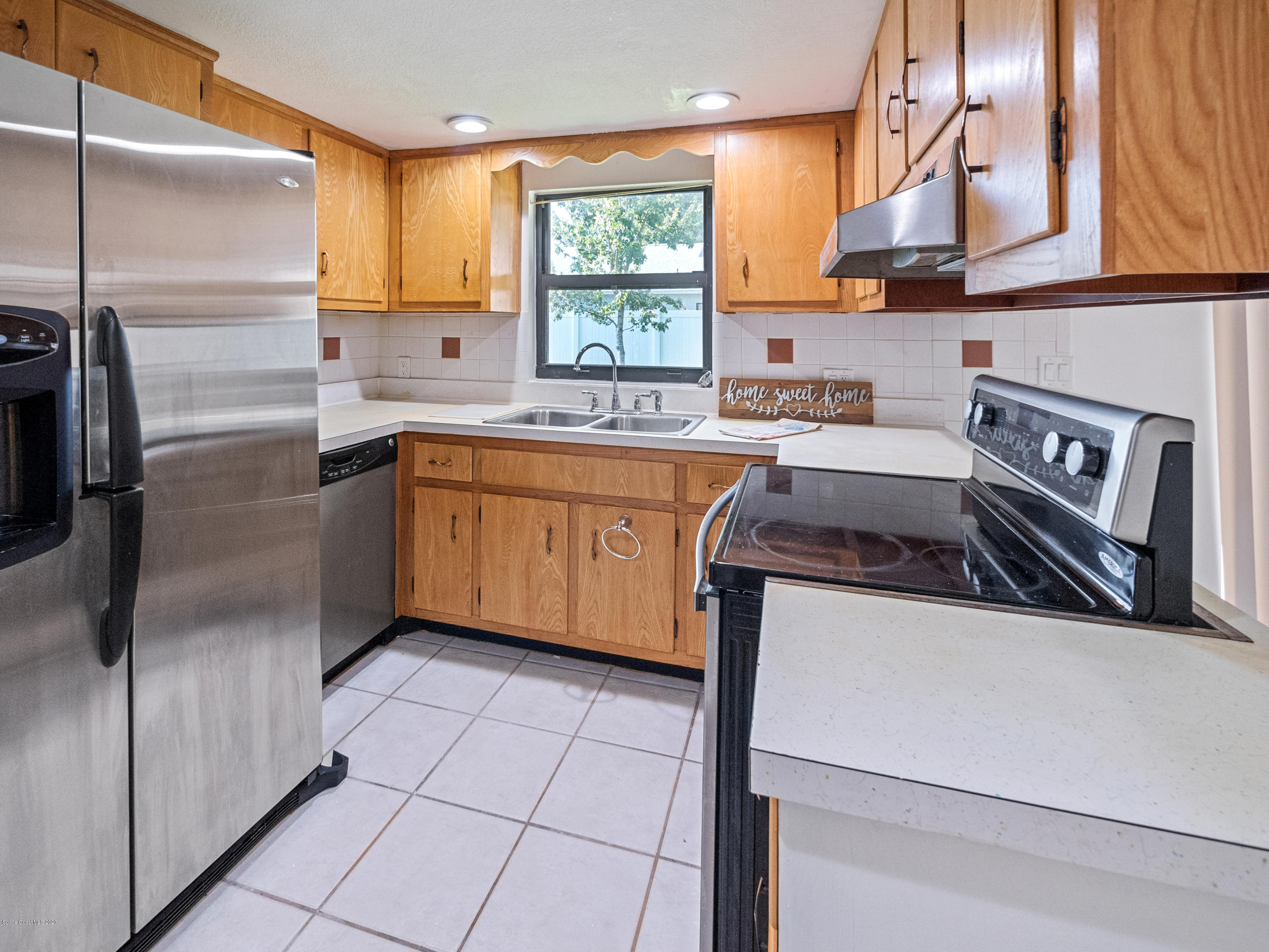 902 Kings Post Road Rockledge, FL 32955 - Photo 7 of 19 P1170028