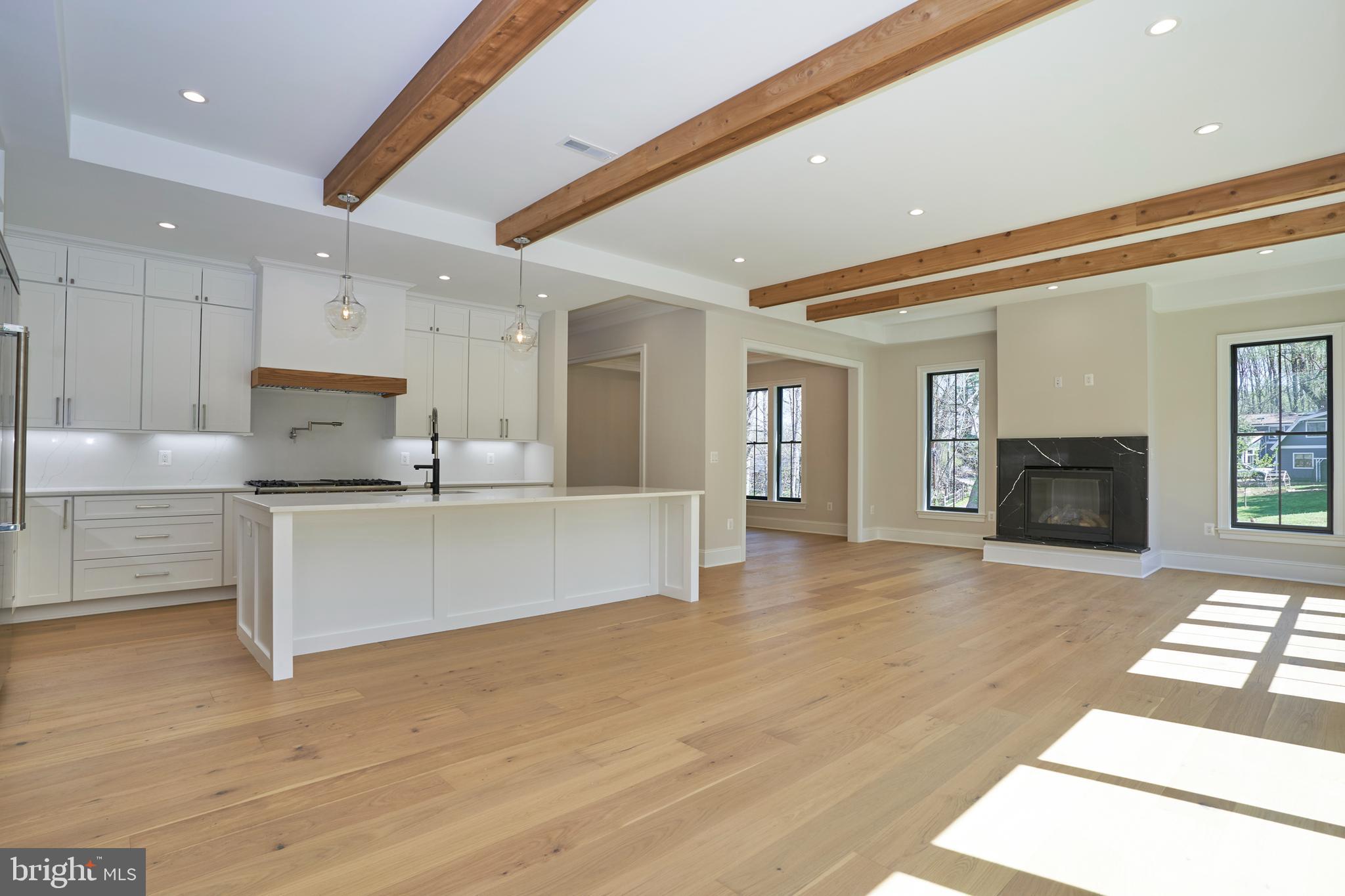 1925 Hunter Mill Road Vienna, VA 22182 - Photo 19 of 79