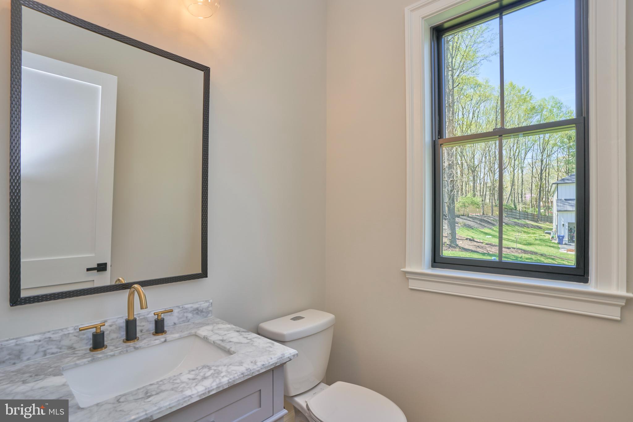 1925 Hunter Mill Road Vienna, VA 22182 - Photo 29 of 79