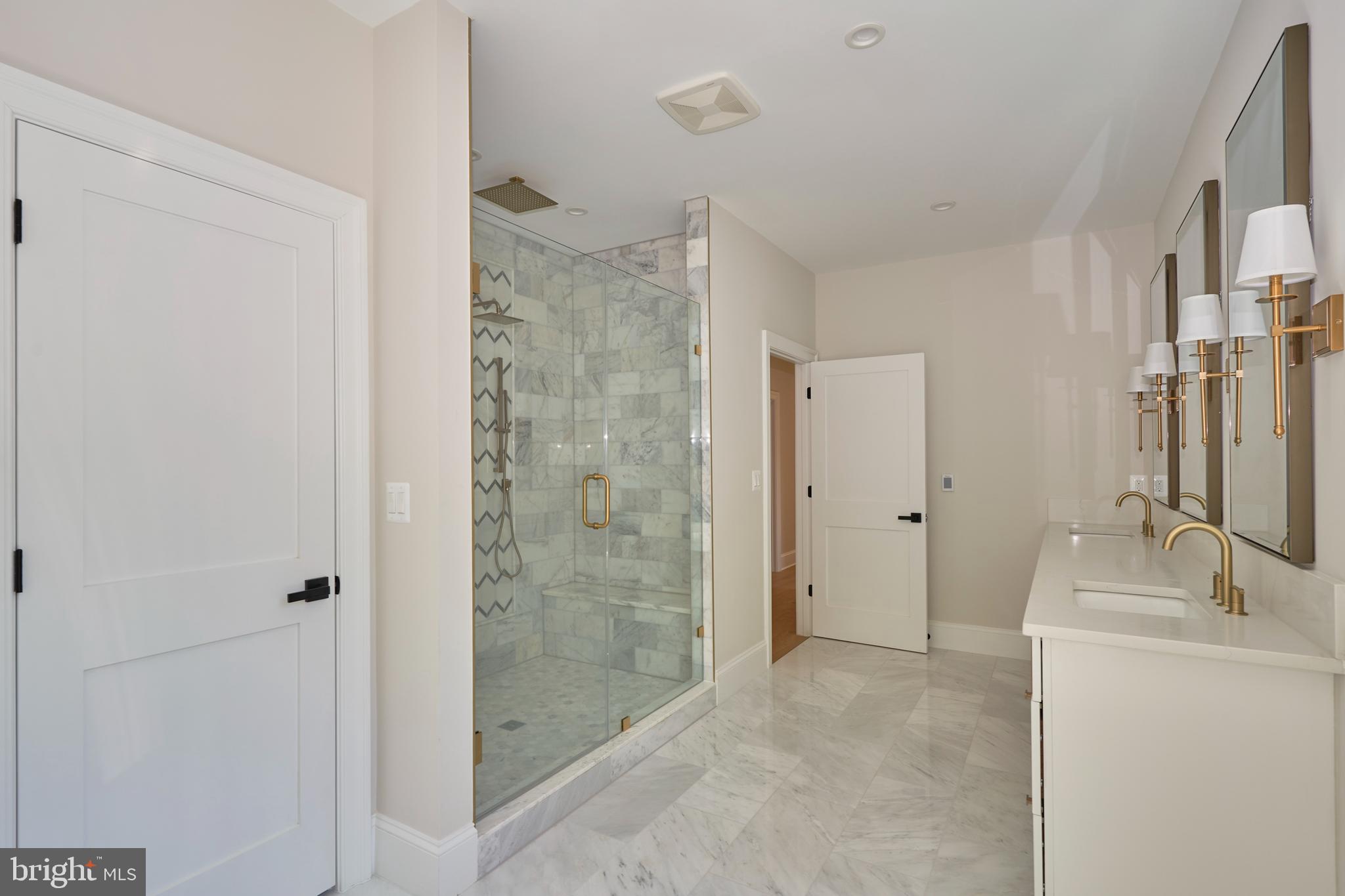 1925 Hunter Mill Road Vienna, VA 22182 - Photo 39 of 79