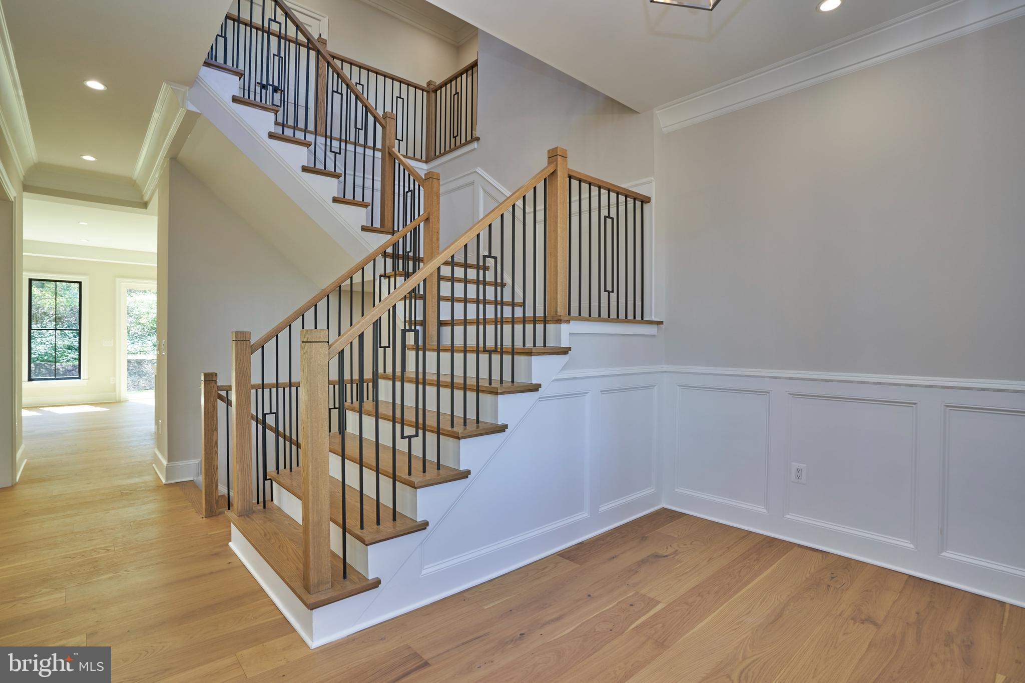 1925 Hunter Mill Road Vienna, VA 22182 - Photo 10 of 79