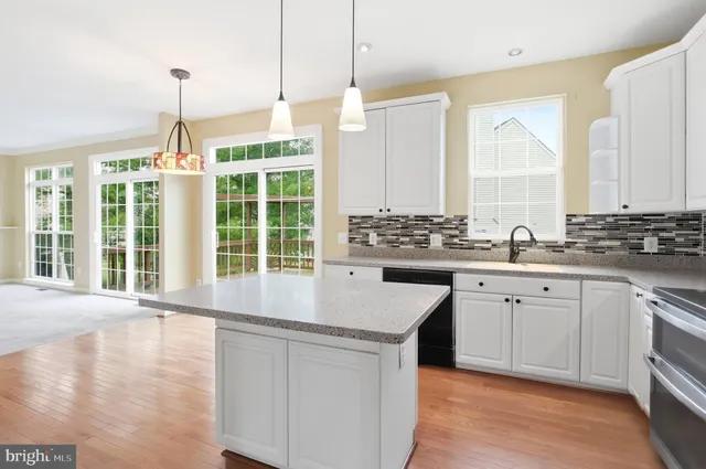 $715,000 | 12142 Millbill Court, Bristow, VA 20136