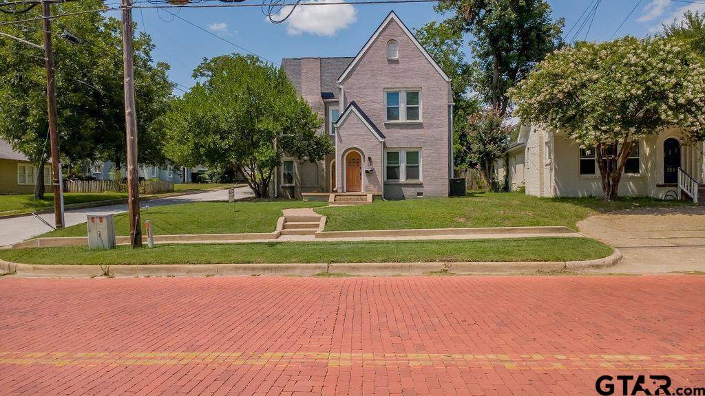 831 West Houston Street Tyler, TX 75702 - Photo 2 of 48