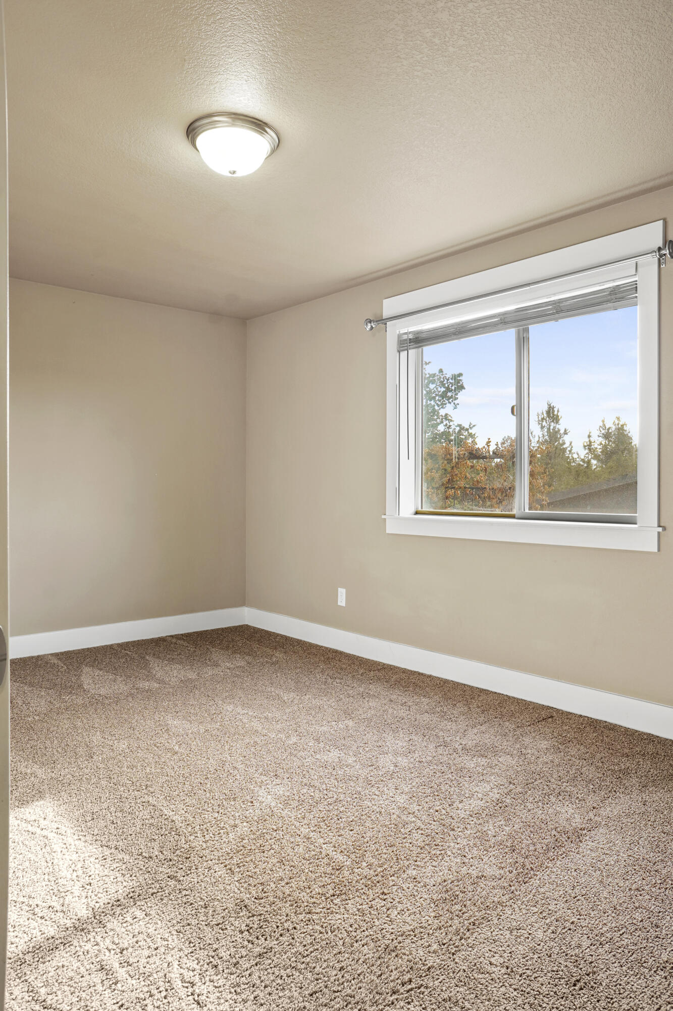 8736 Southwest Shad Road Terrebonne, OR 97760 - Photo 10 of 34 10