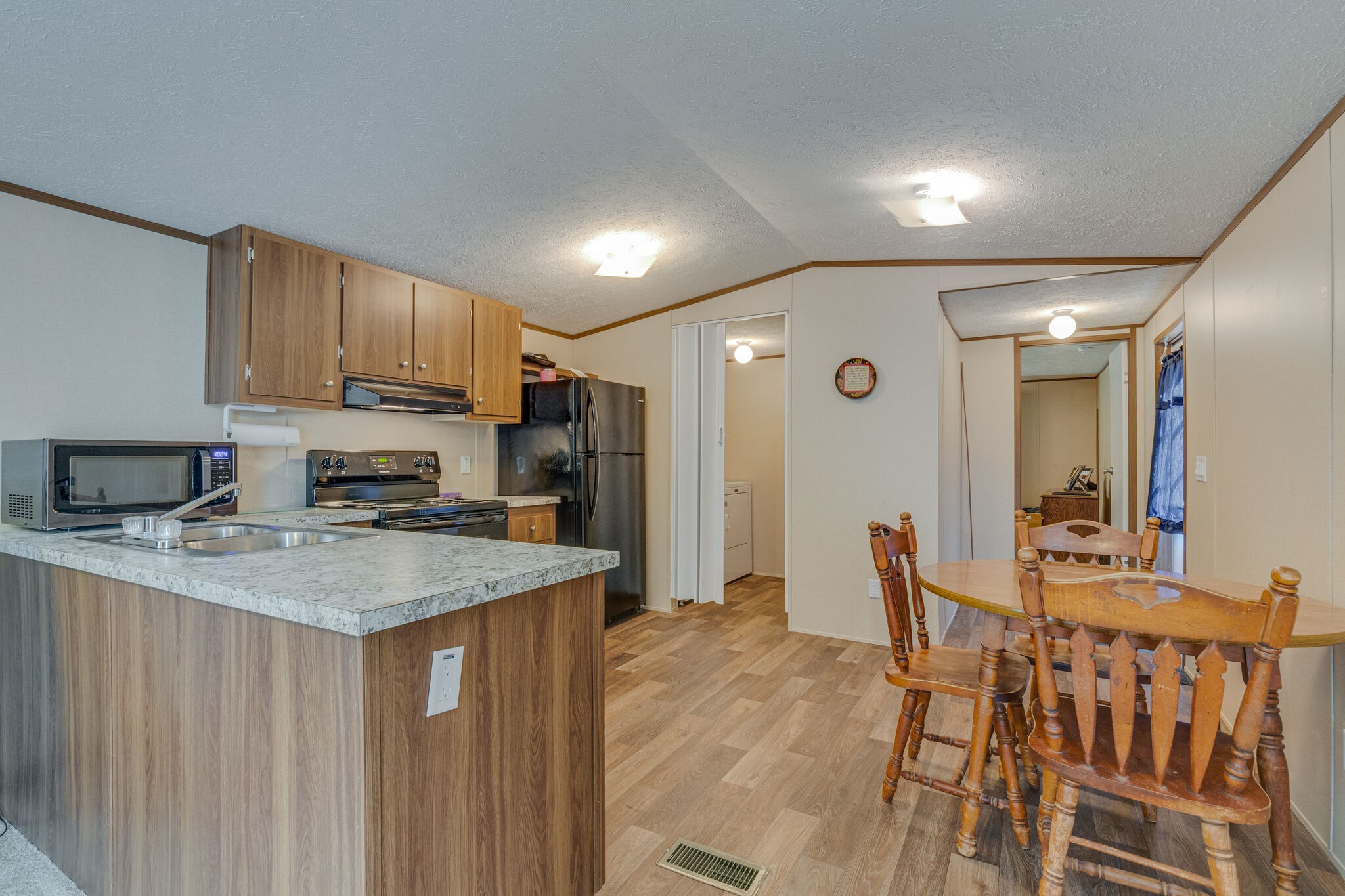 115 Lost Arrowhead Road Summertown, TN 38483 - Photo 7 of 23 Gallery Image 7