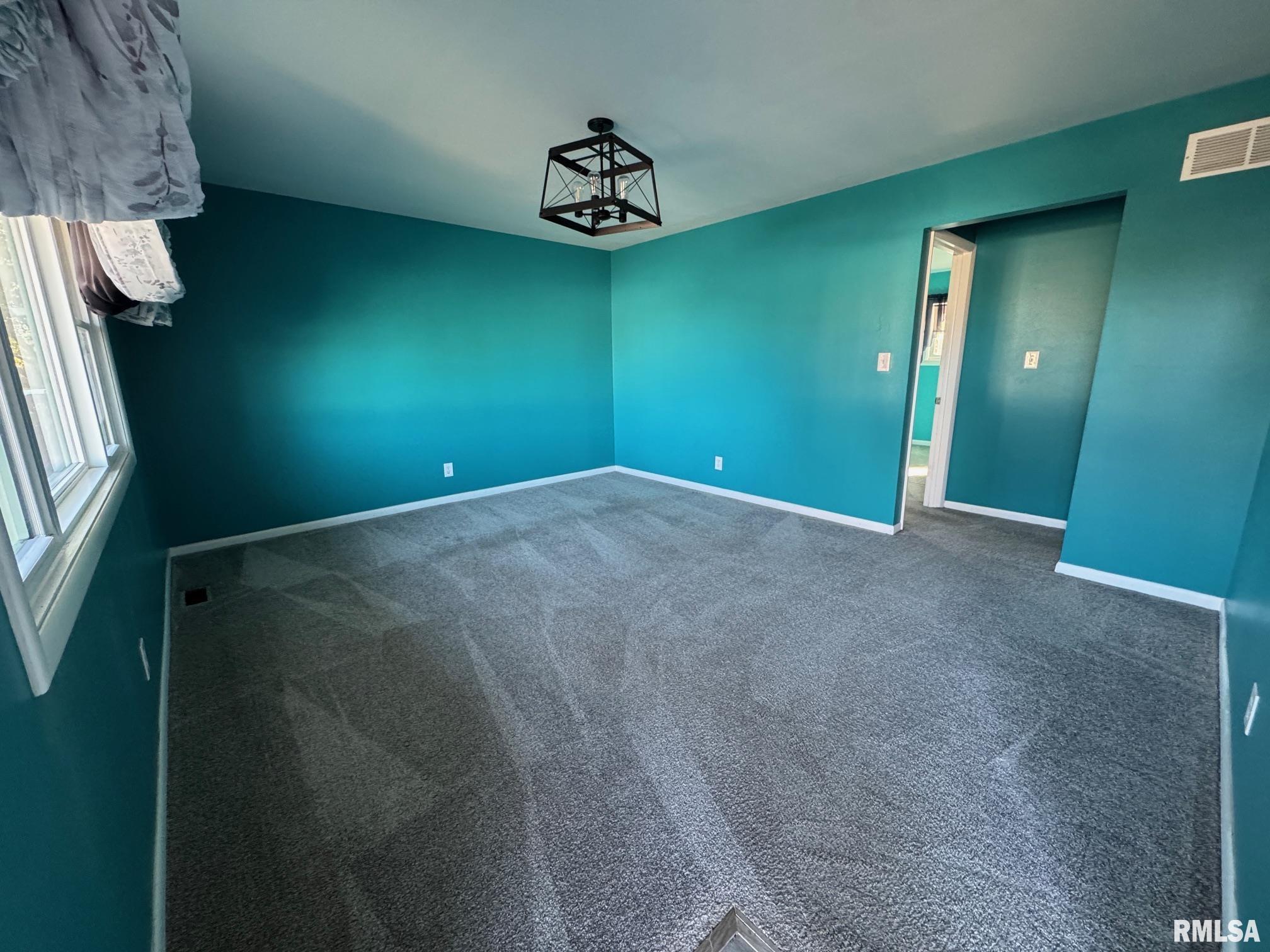 4737 48th Street A Moline, IL 61265 - Photo 3 of 26