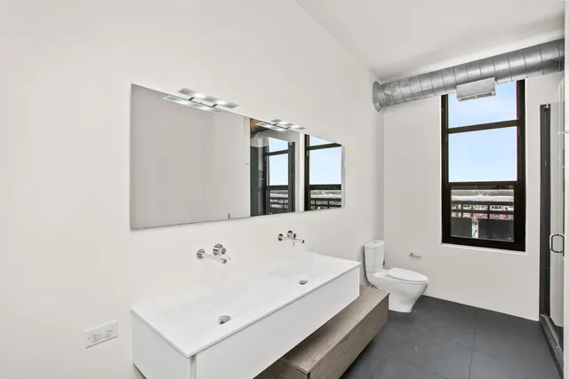 $699,900 | 1735 West Diversey Parkway, Unit 615, Chicago, IL 60614