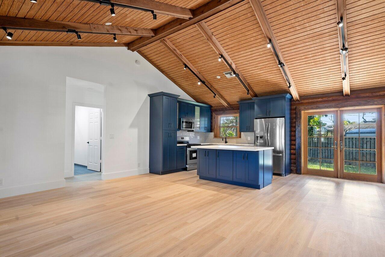 4963 Bonanza Road Lake Worth, FL 33467 - Photo 7 of 27 006-4963BonanzaRoad-LakeWorth-FL-33467-S