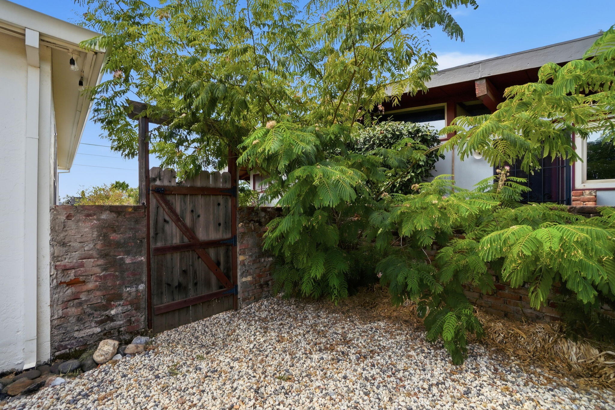 1750 Barbara Road Redding, CA 96003 - Photo 31 of 35 26-web-or-mls-BiggerFlow Real Estate Med