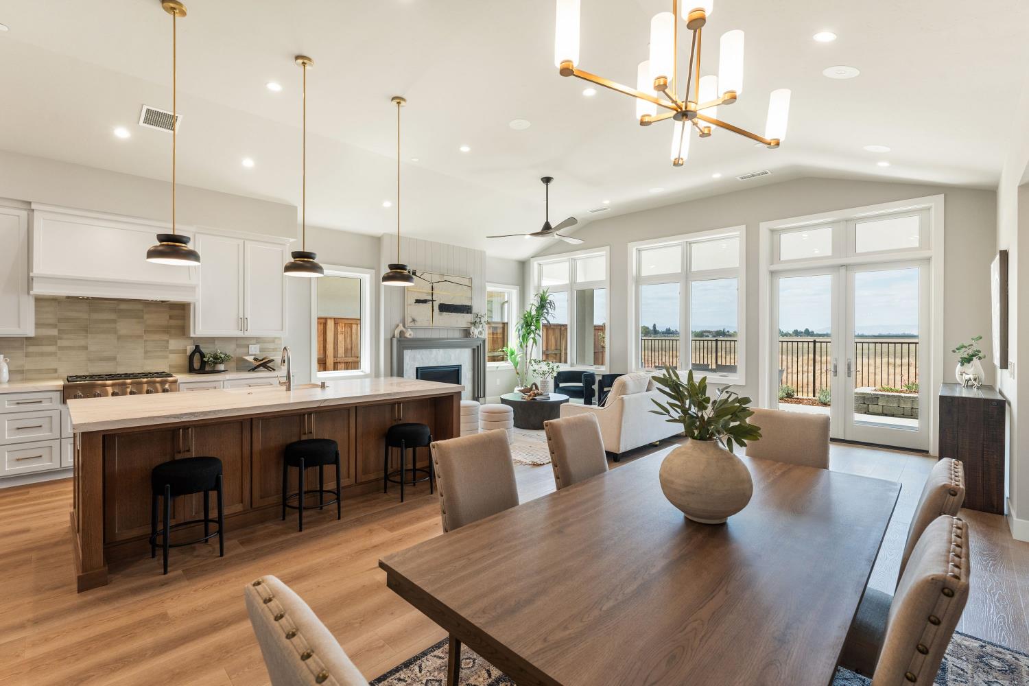 5597 Thomson Loop Davis, CA 95616 - Photo 12 of 40 Gallery Image 12