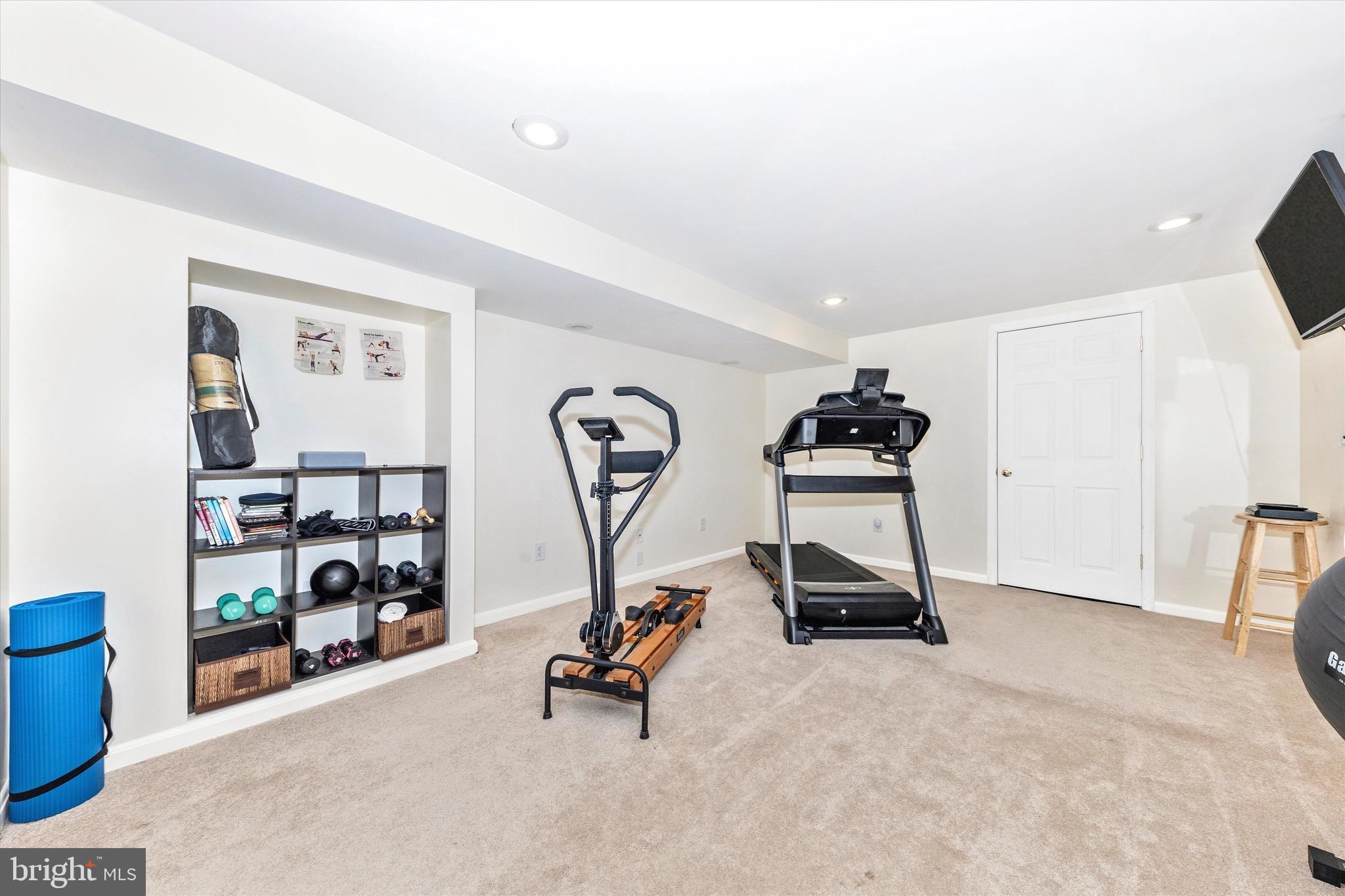 6 Tom Fox Court Poolesville, MD 20837 - Photo 39 of 70