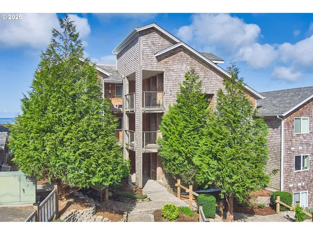 $380,000 | 2815 Willows Road, Seaview, WA 98644