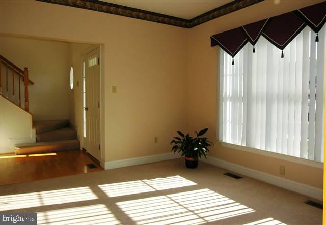 37 Wetherburn Road Enola, PA 17025 - Photo 3 of 12 Gallery Image 3
