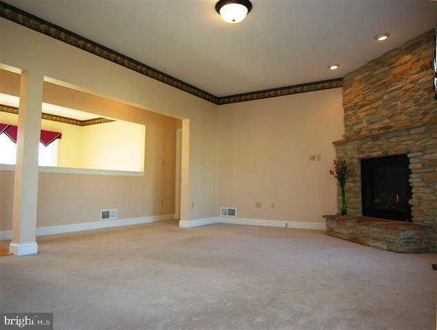 37 Wetherburn Road Enola, PA 17025 - Photo 4 of 12 Gallery Image 4