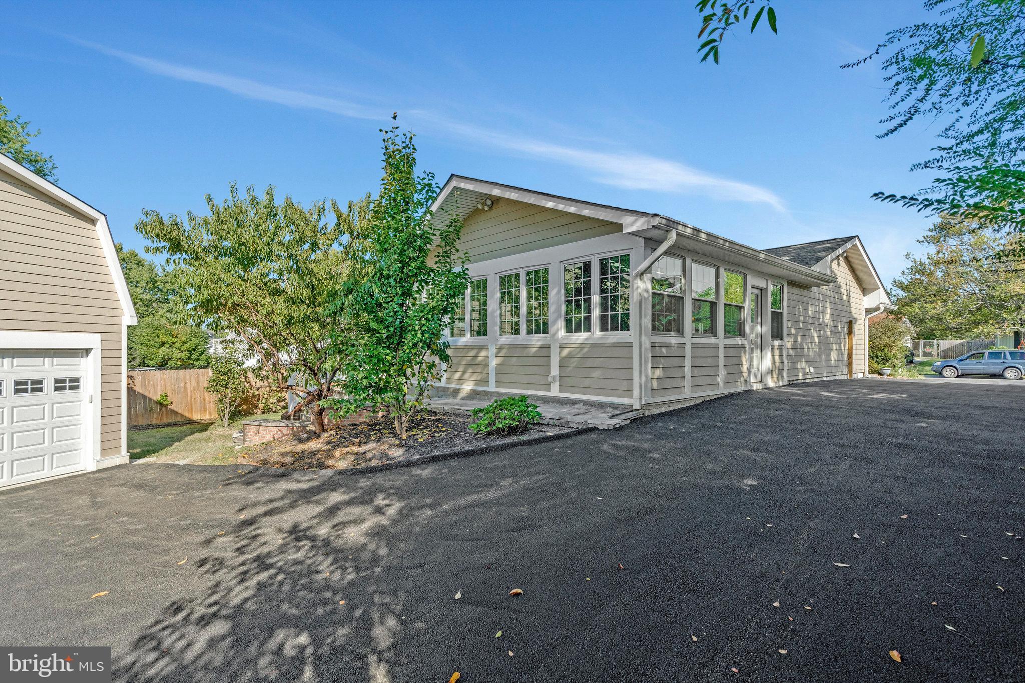 400 East Poplar Road Sterling, VA 20164 - Photo 37 of 40 Gallery Image 37