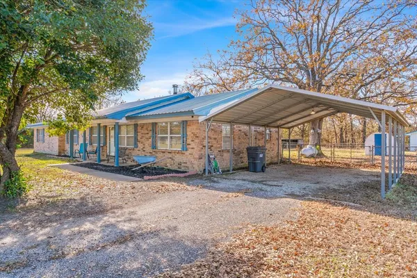 $330,000 | 460 Vz County Road 1134, Fruitvale, TX 75127