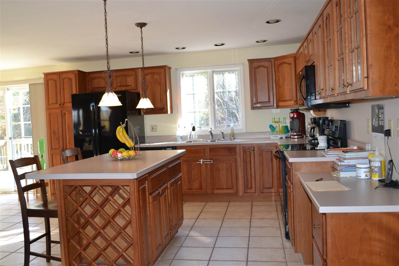 587 Suncook Valley Road Alton, NH 03809 - Photo 5 of 19
