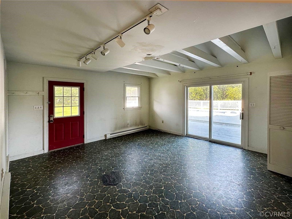 122 Fleeton Point Circle Reedville, VA 22539 - Photo 13 of 31 Gallery Image 13