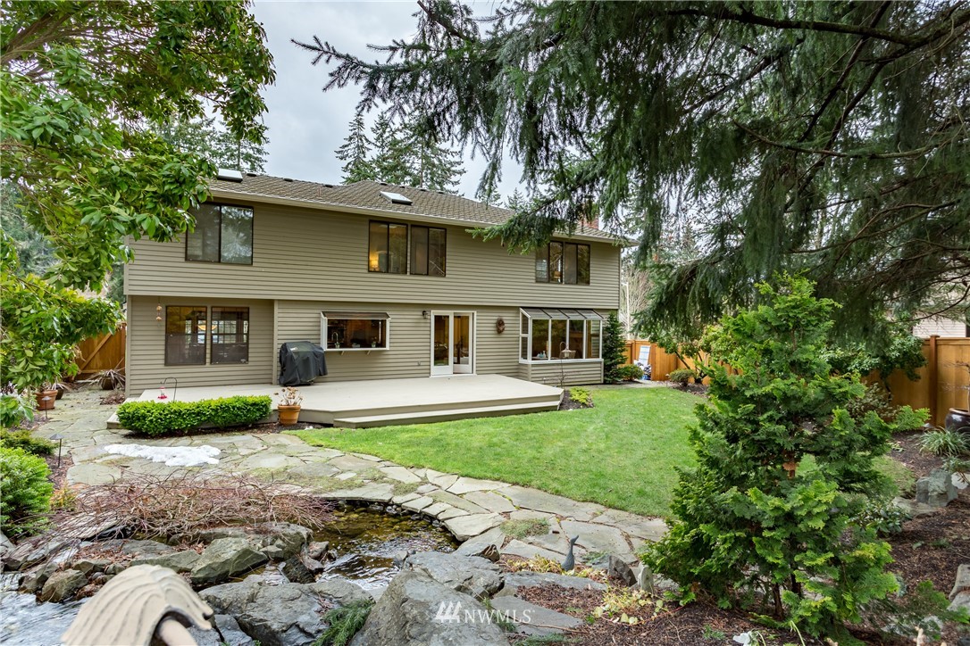 8911 196th Street Southwest Edmonds, WA 98026 - Photo 23 of 24 Gallery Image 23