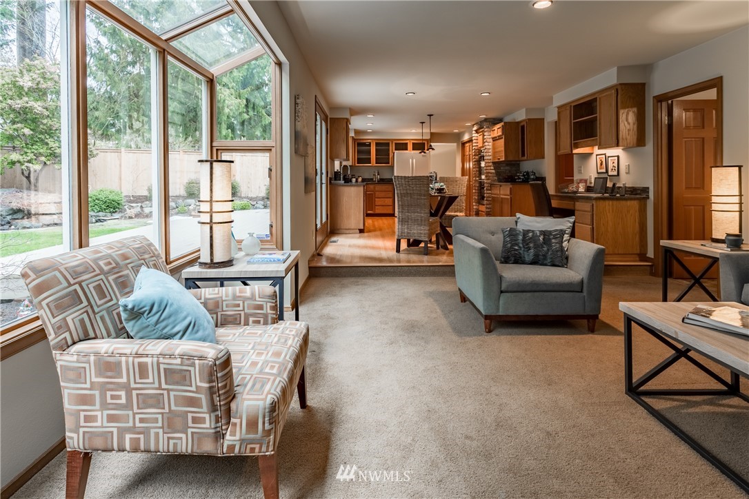 8911 196th Street Southwest Edmonds, WA 98026 - Photo 8 of 24 Gallery Image 8