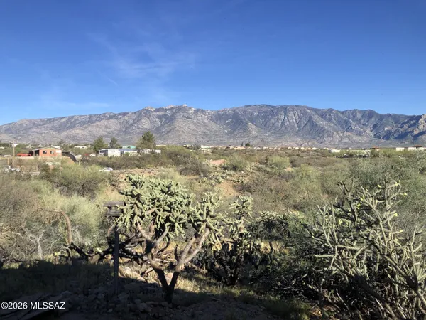 $325,000 | 15445 North Oracle Road, Tucson, AZ 85739