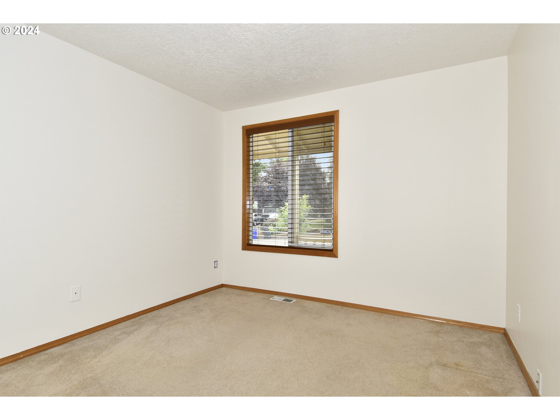930 Haley Court Oregon City, OR 97045 - Photo 23 of 36 Gallery Image 23