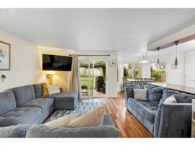 $549,500 | 15621 Southwest Bristlecone Way, Portland, OR 97223