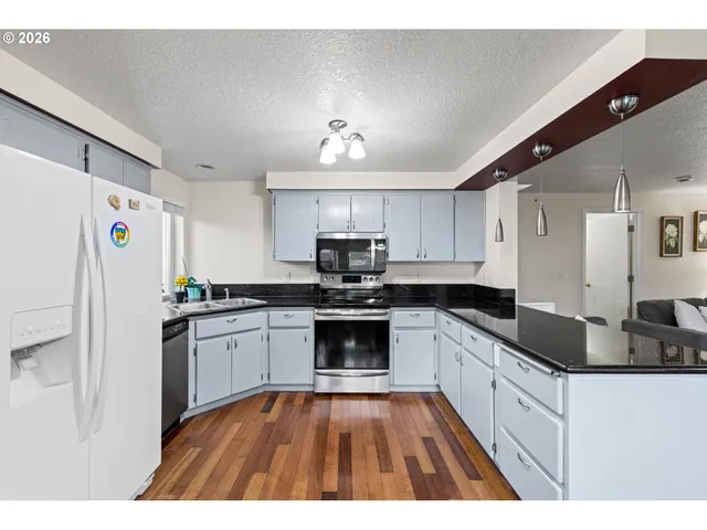 $549,500 | 15621 Southwest Bristlecone Way, Portland, OR 97223