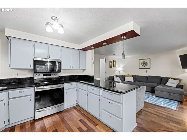 $549,500 | 15621 Southwest Bristlecone Way, Portland, OR 97223