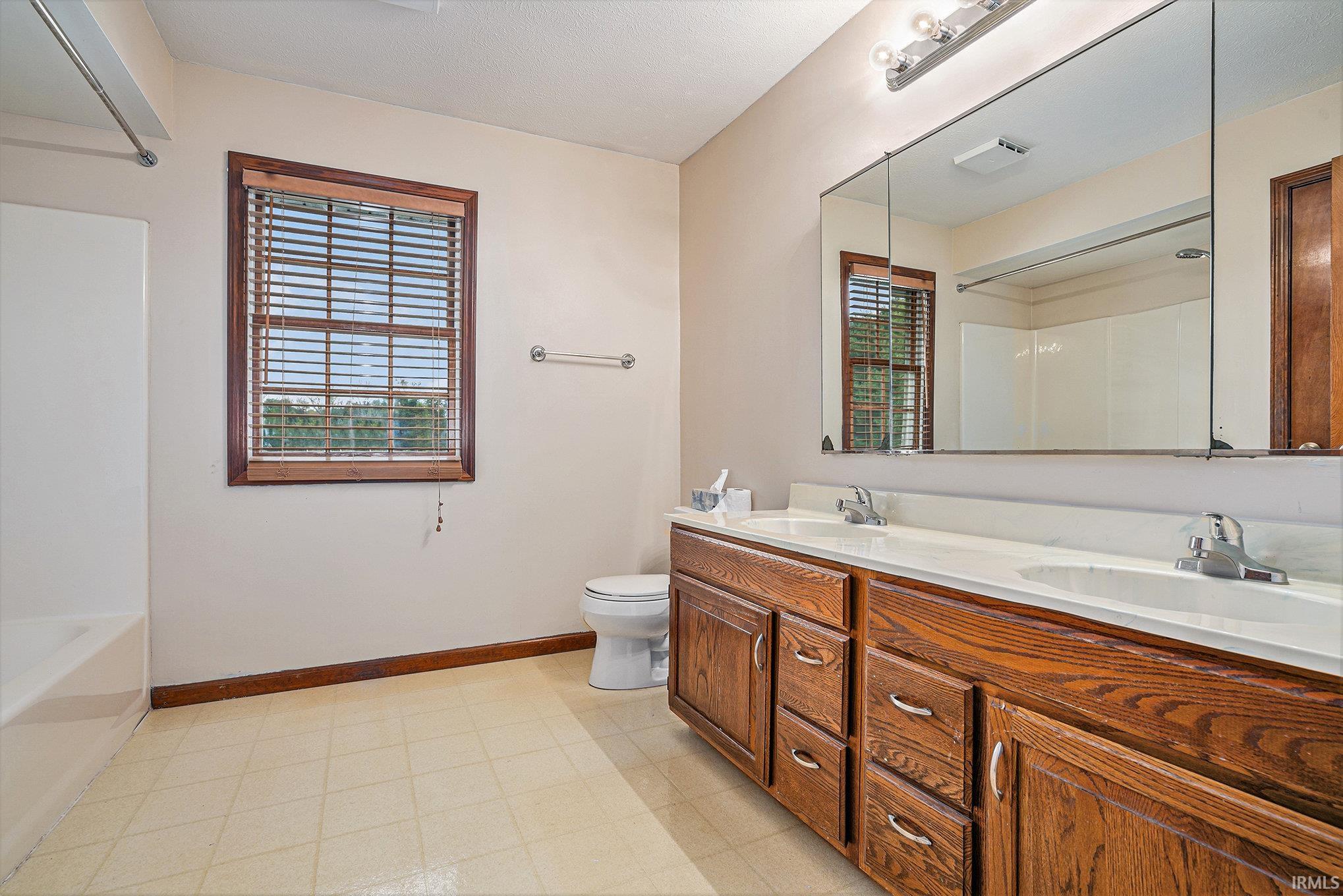 10622 Harrison Road Osceola, IN 46561 - Photo 33 of 36 Gallery Image 33
